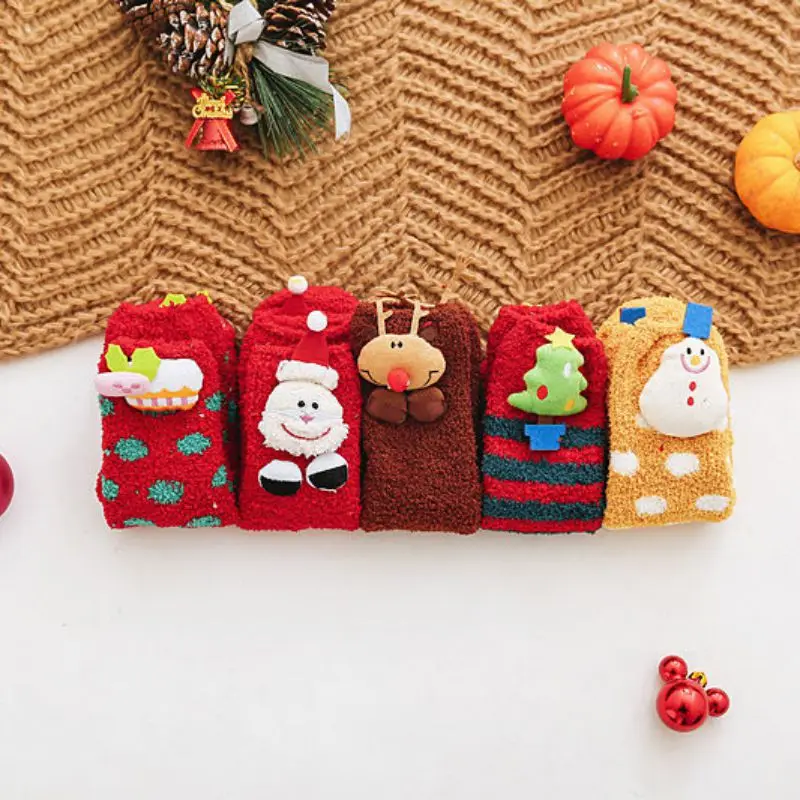 Носки Для женщин рождественские осень-зима вышивка объёмные носки для дома; бархат кораллового цвета; носки-тапочки с мультяшными героями Xm