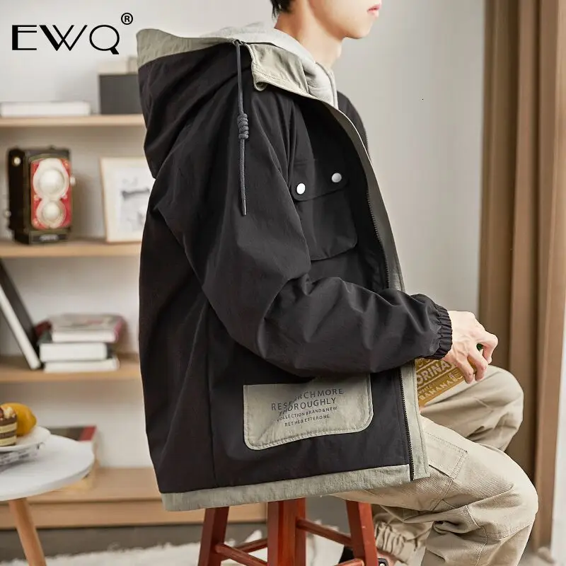 

EWQ / 2019 New Fashion Autumn Hooded Collar Stitching Multi-pocket Jacket Men Korean Letter Loose Casual Tide Coat Male 9A352