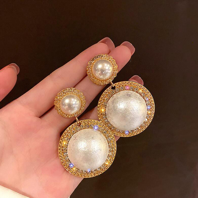 New Fashion Bowknot Oversized Pearl Drop Earrings For Women Shining Crystal Golden Metal Earrings Wedding Party Jewelry