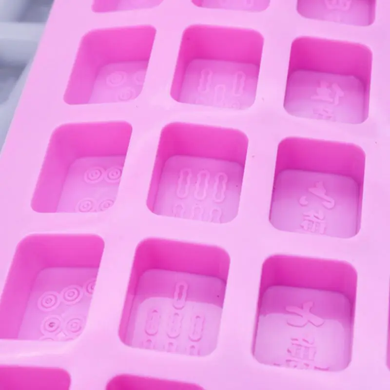 

DIY Silicone Small Mahjong Mold Crystal Drop Gel High Mirror Idea Handmade Mold A0NF
