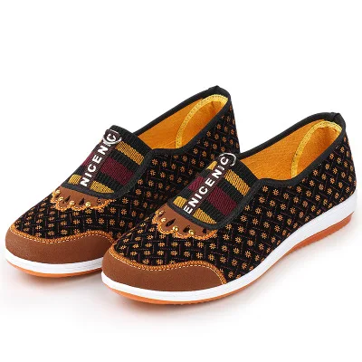 

New Style Old Beijing Breathable Cloth Slip-on Casual Shoes Women Soft Bottom Light weight Non-Slip Fashion Leisure Flats Shoes