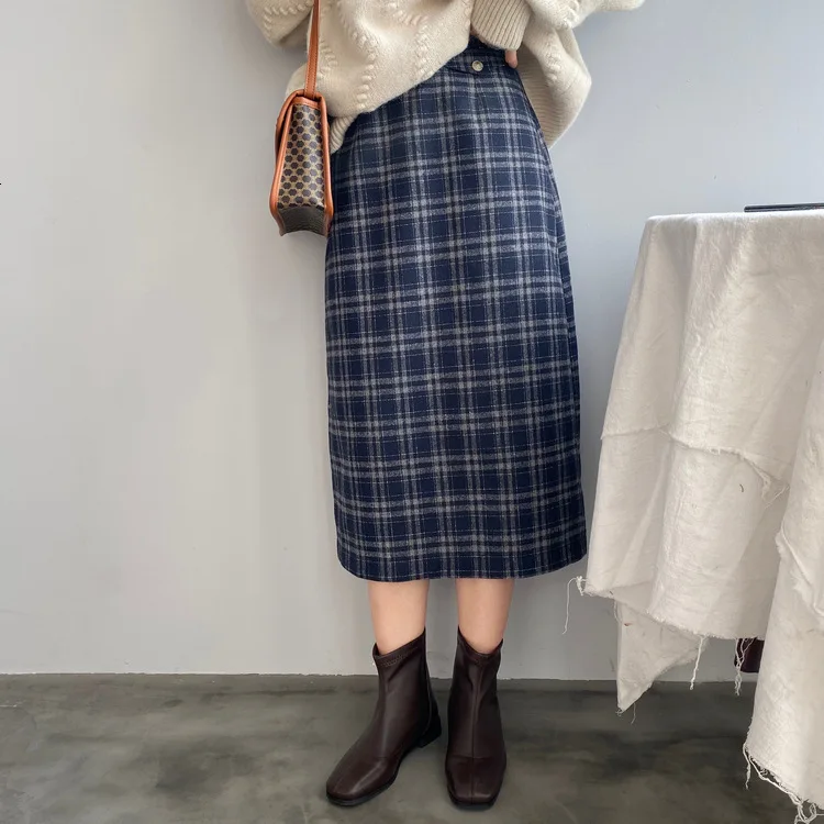 Mooirue Spring Woman Woolen Skirt Vintage Harajuku High Waist Lattice Long Woolen Loose Fit Female Saia