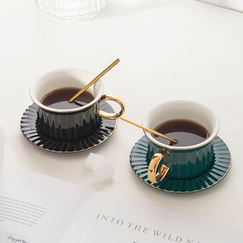 

220ML Ceramic Tea Cup Set Coffee Cups and Saucer European Style Breakfast Milk Cup Home Office Teacup Porcelain Drinkware