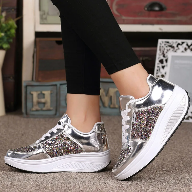 Fashion Women Walking Shoes Thick Bottom Shake Shoes Lightweight Lace Up Sneakers Shiny  Mirror Casual Shoes