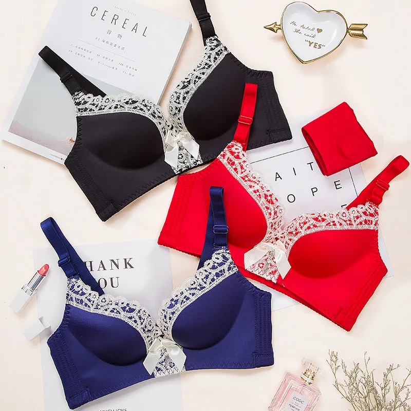 

2020 Spring and Summer New Noble Princess Lace Wireless Bra Gathered Comfortable Breathable Adjustable Underwear
