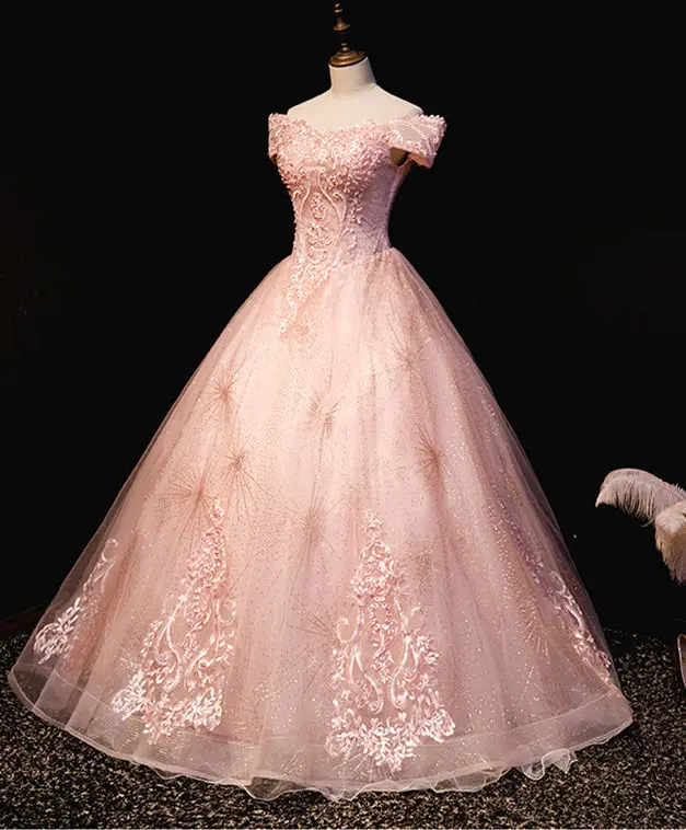Quinceanera Dresses for Women Off Shoulder Light Pink Prom Gown with Embroidery Tulle Ball Gown Beaded Elegant Appliques