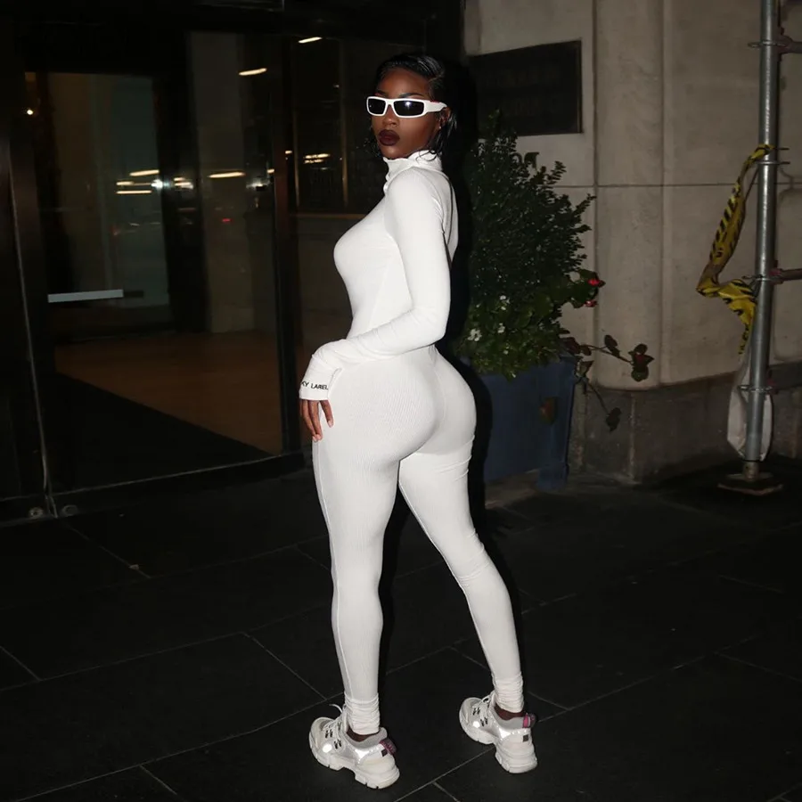 Женский комбинезон на молнии с длинным рукавом и высоким воротником| |