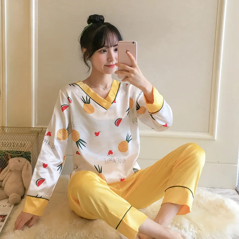 

Hot Selling Pajamas Women's Spring And Autumn Long Sleeve Korean-style Sweet Cute Cartoon Pineapple Model Silk Tracksuit Two-Pie