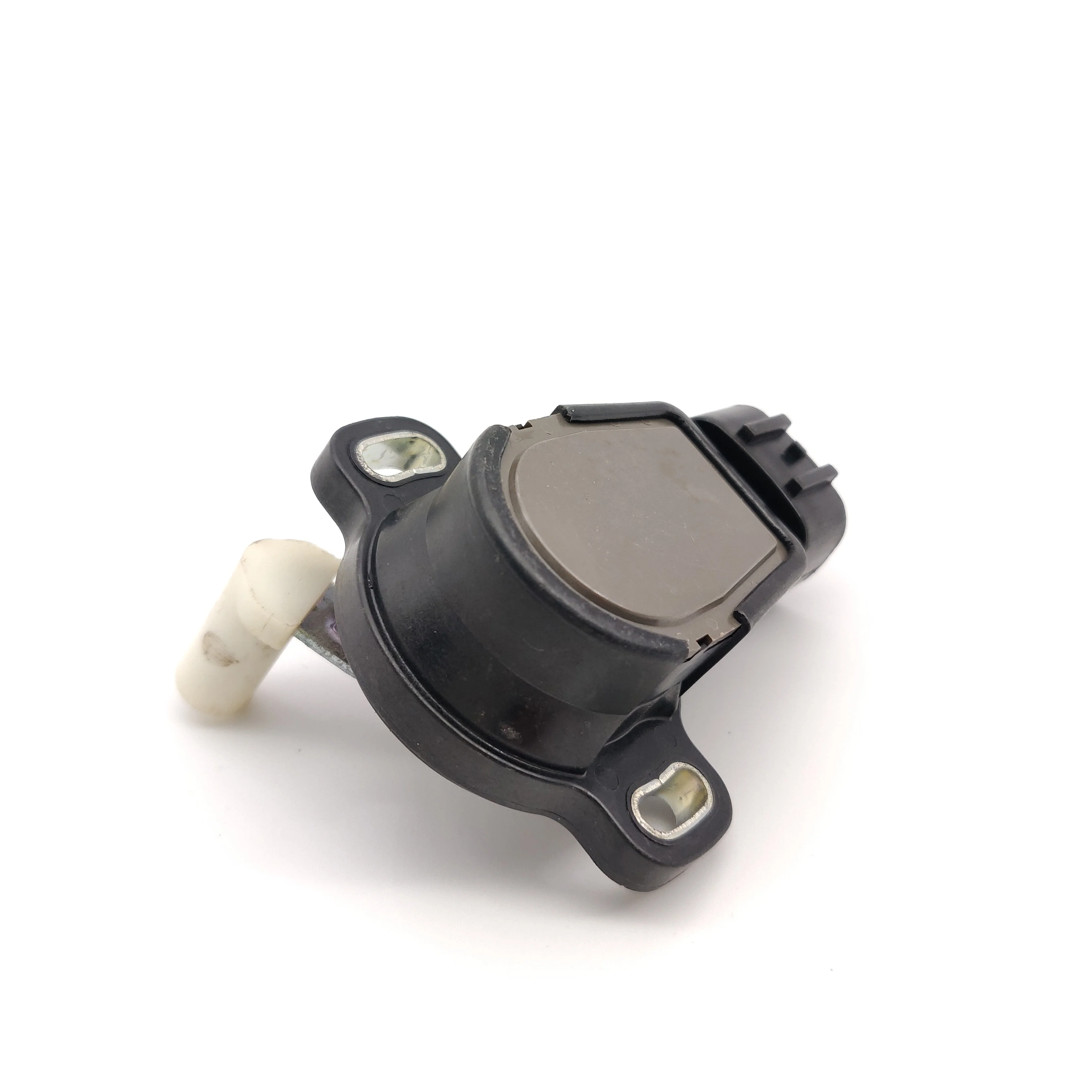 優先配送 輸入シャトル.jpNGK NTK Accelerator Pedal Sensor AD0191 70134 並行輸入品