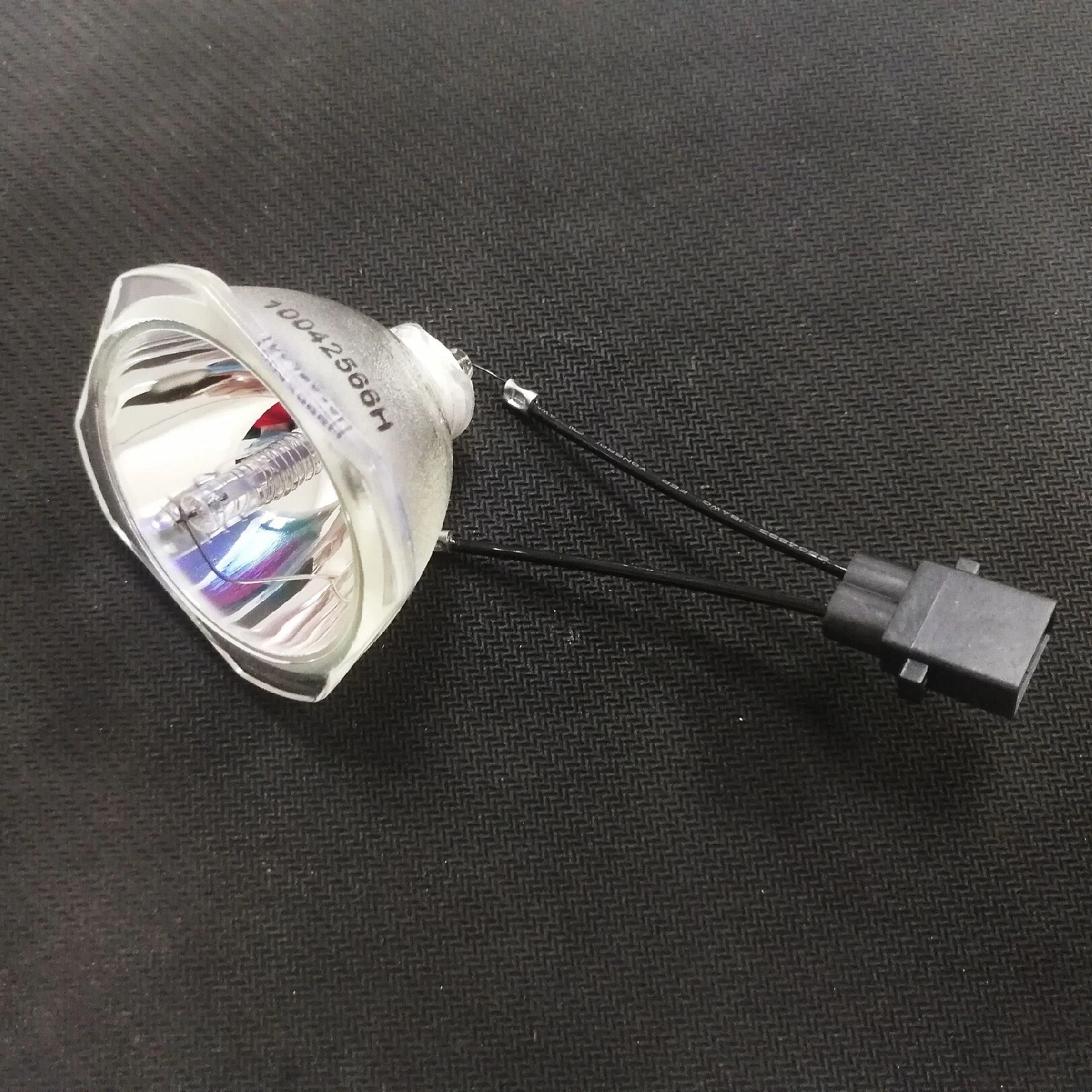 NEW Replacement projector Lamp ELPLP96 for EB W39 EB W42 EB X41 EB W05