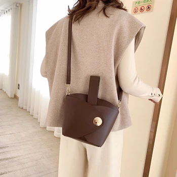 

Solid Messenger Sling Bag Reasonable Layout and Powerful Space Lovely Women Leather Bucket Shoulder Shopping Handbag