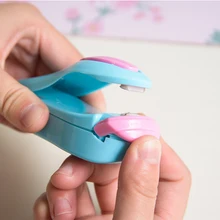 

Mini Portable Sealing Heat Handheld Packaging Bag Sealer Kitchen Plastic Package Storage For Food Snacks Fruits And Vegetables