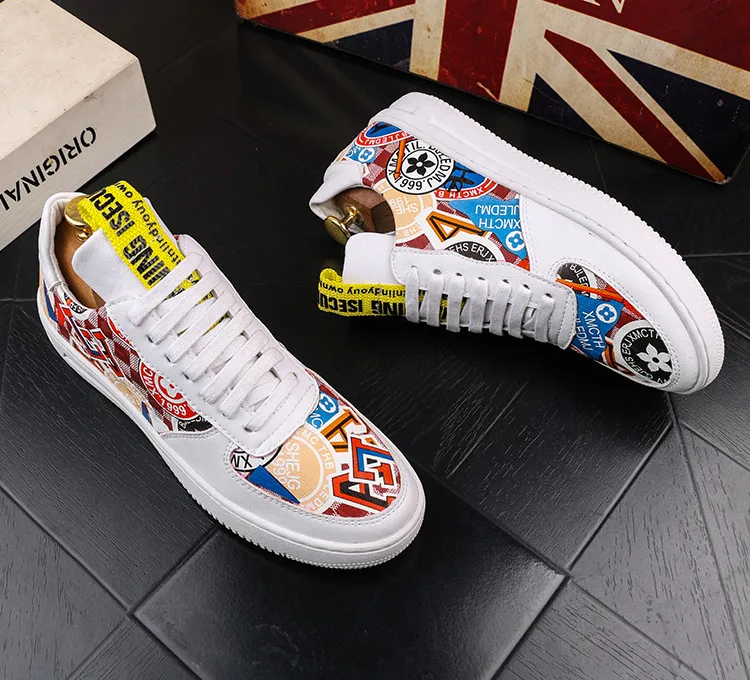 Men brands designer trend Graffiti printing Causal Flats shoes Male students board shoes Man web celebrity zapatos hombre