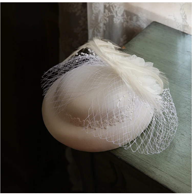 Elegant Ladies Wedding Fedora Headdress Feather Beaded Fascinator Veil Hair Clips Vintage Photo Shoot Derby Ladies Headwear