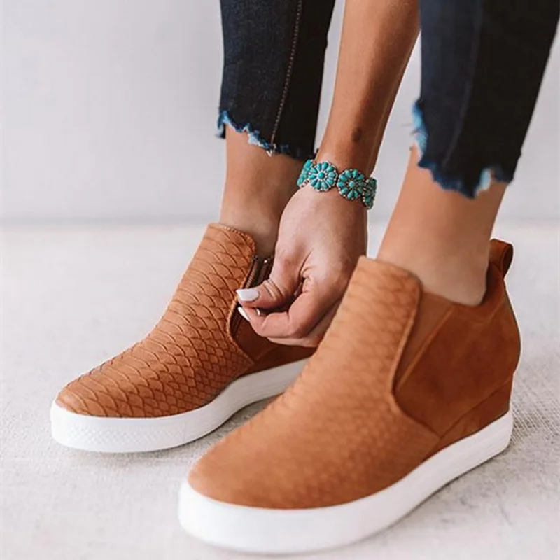 LOOZYKIT PU Leather Woman Casual Shoes Within The Higher Pure Fashion Side Zipper Sneakers Anti Skid Outsole Ladies Shoes - Цвет: B brown