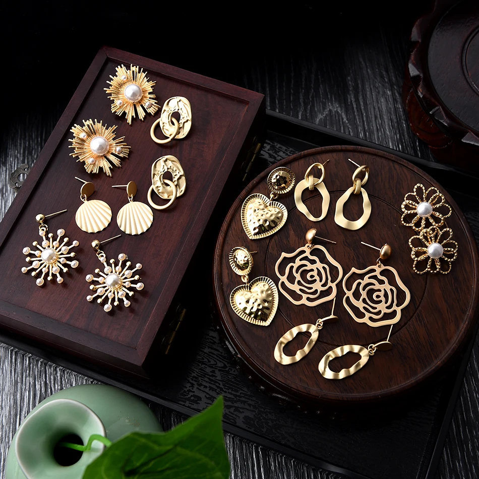 

Ztech 17 Style Cute Gold Color Vintage Metal Earrings For Women Girls Drop Dangle Earrings Geometric Wedding Party Jewellry