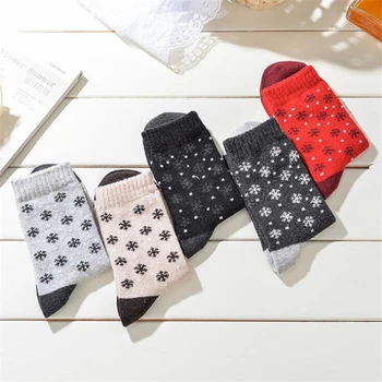 

5Pairs Socks 2020 New Autumn Winter Women Cotton Socks In Tube Animal Ear Cute Sox Fox Bear Soft Cartoon Sock Girl