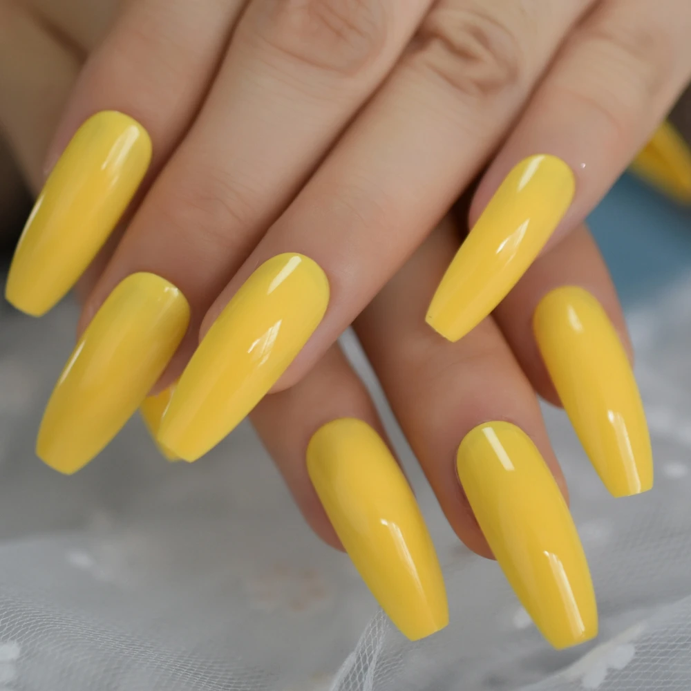 Длинные блестящие яркие желтые поддельные ногти Лето Гладкий живой гроб ногтей простые Типсы для маникюра - Цвет: L5240