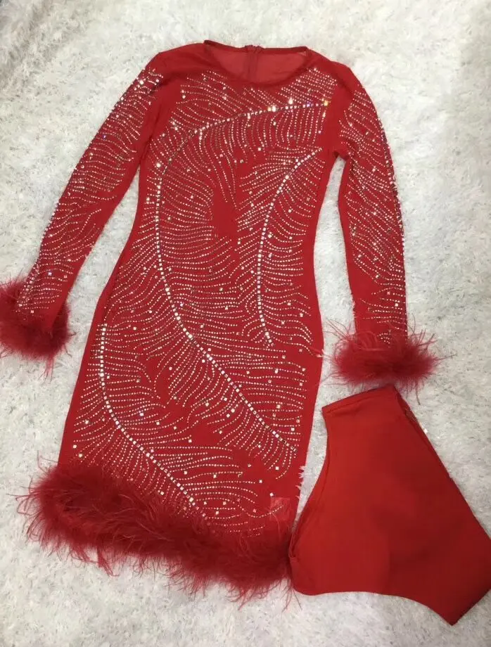 Высокое качество красный длинный рукав выдалбливают Bodycon перо вискоза Бандажное платье Сексуальные вечерние платья