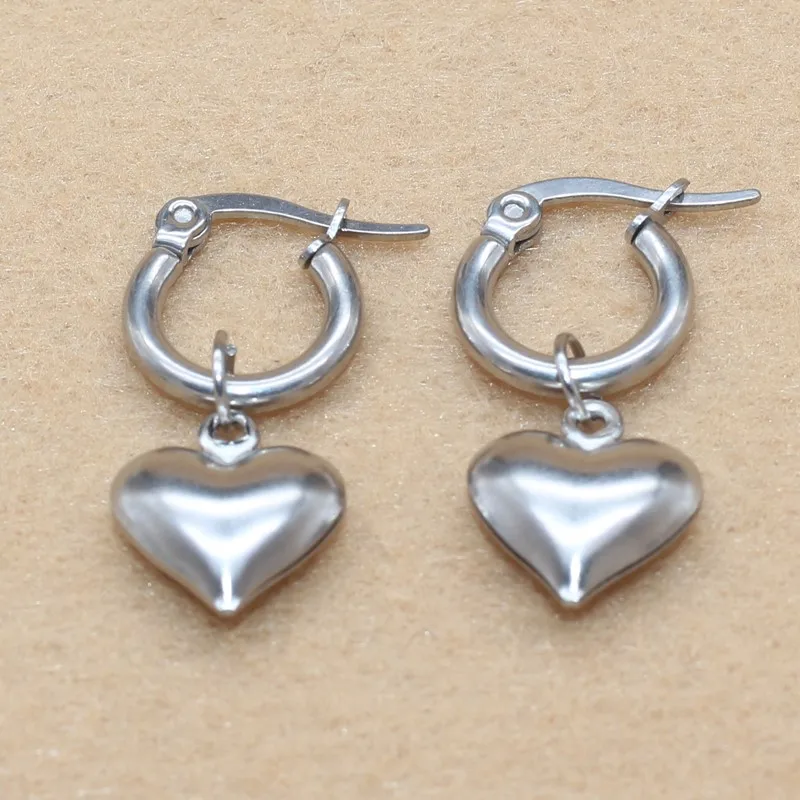 Титановые серьги-кольца 12 мм с сердечком и жемчугом, Star Charms316 L, нержавеющая сталь, не выцветает, не вызывает аллергии