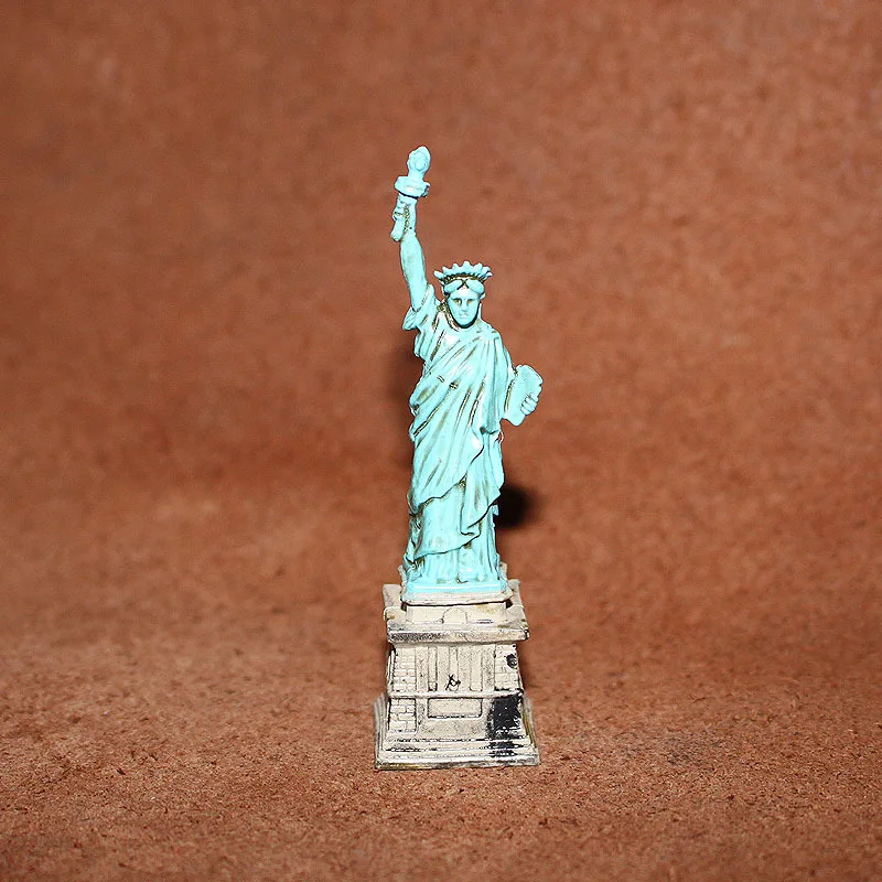 

Genuine New Special Price Die-casting PVC American Architectural Scene Model Toy Display Statue Of Liberty Toys