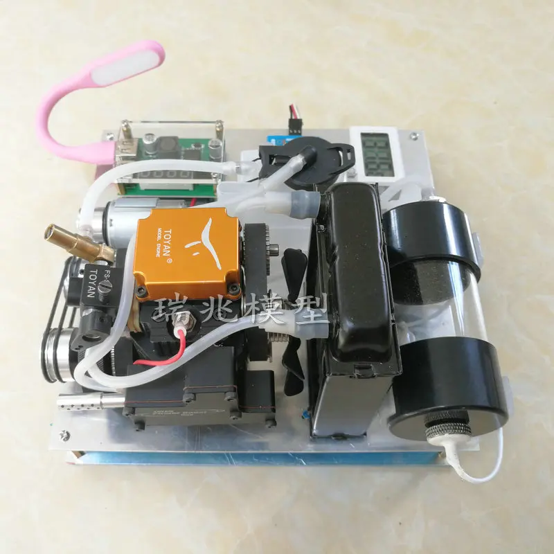 Четырехтактный бензиновый Метанол двигатель/модель топлива DIY с водяным охлаждением охлаждающий генератор