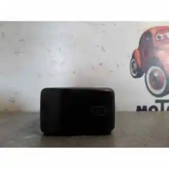 

COMMAND MULTIFUNCTION SEAT CORDOBA SALOON (6K2)