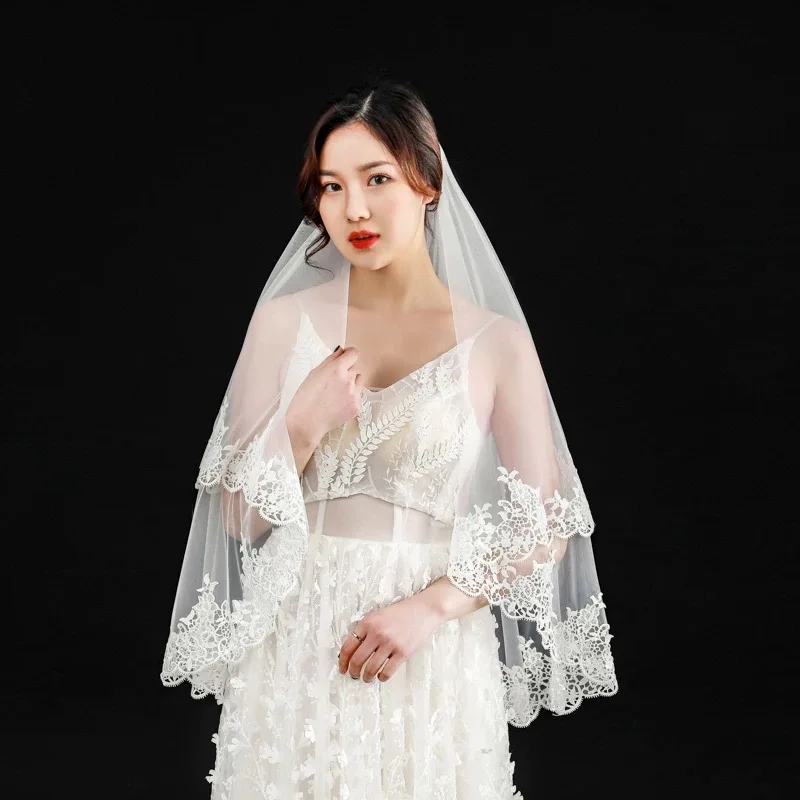 Two Layers Short Lace Bridal Veil With Comb For Women Marriage Veil 2019 Accessories New Arrival Wedding Party Gift Two Layers Short Lace Bridal Veil With Comb For Women Marriage Veil 2019 Accessories New Arrival Wedding Party Gift