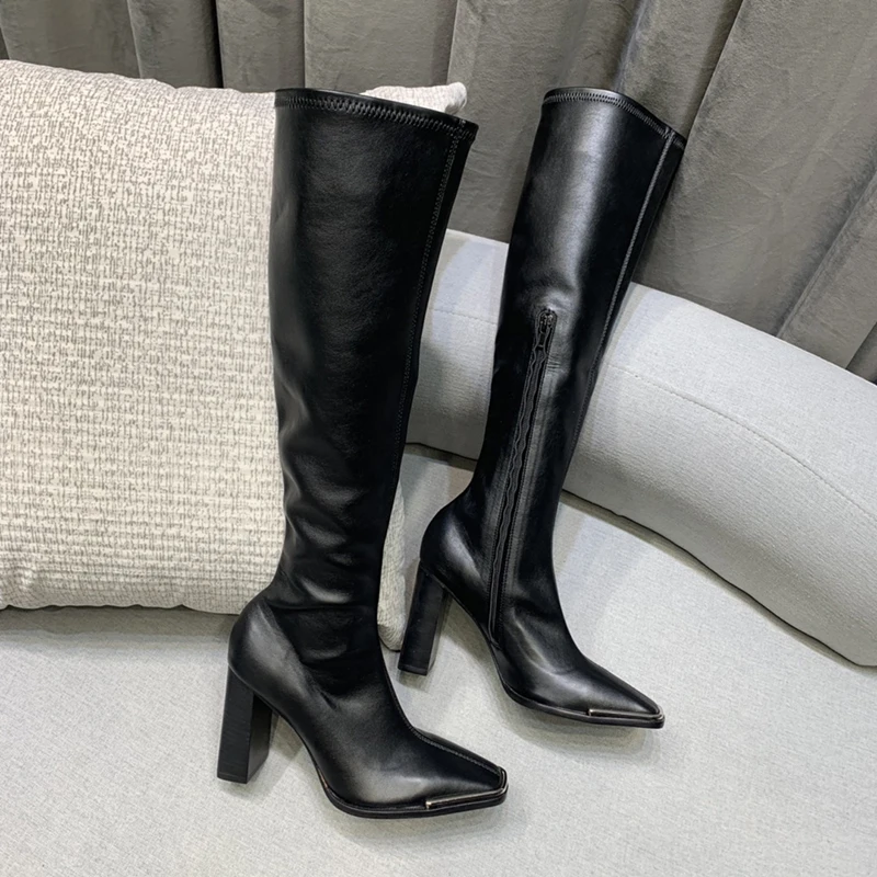 black Matte leather Стрейчевые сапоги до колена; женские черные кожаные сапоги на высоком каблуке с металлическим квадратным носком; модные женские сапоги В рыцарском стиле - Цвет: black Matte leather
