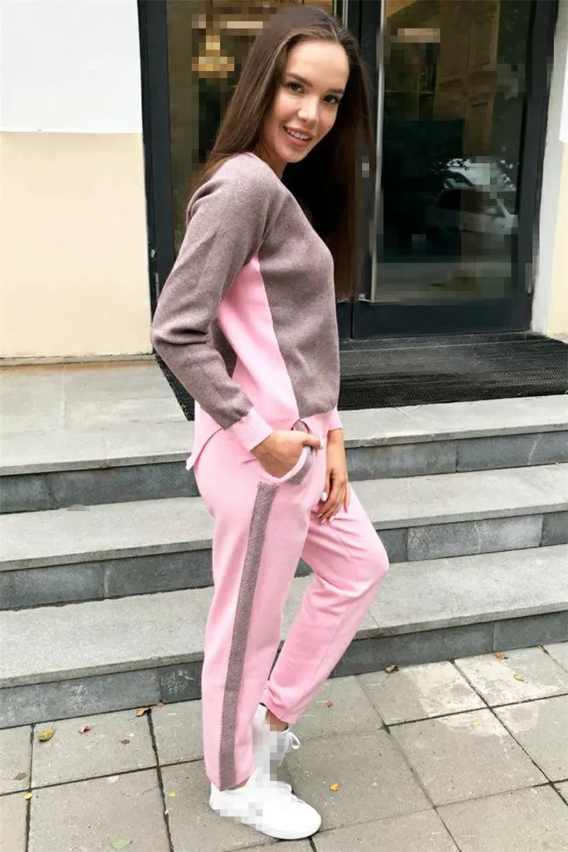 

2019 Spring 2 Piece Set Knitted Tracksuit Patchwork Sweaters Casual Suit Women Clothing Knit Pant Suit Female