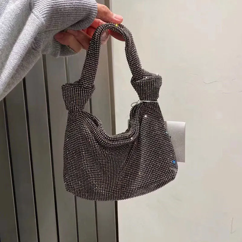 13725617931_452403638