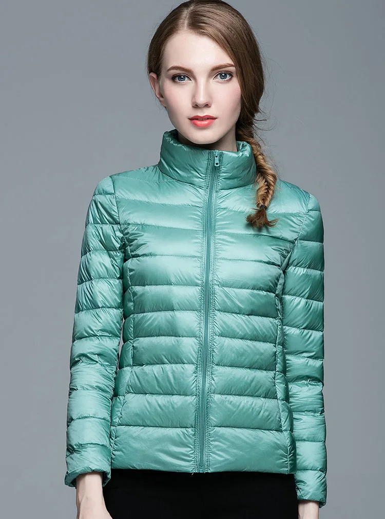 Light blue Зимняя женская куртка-пуховик с воротником-стойкой, 90% белый утиный пух, женский ультра-светильник, куртки-пуховики, тонкие парки с длинным рукавом, яркие цвета, модная - Цвет: Light blue