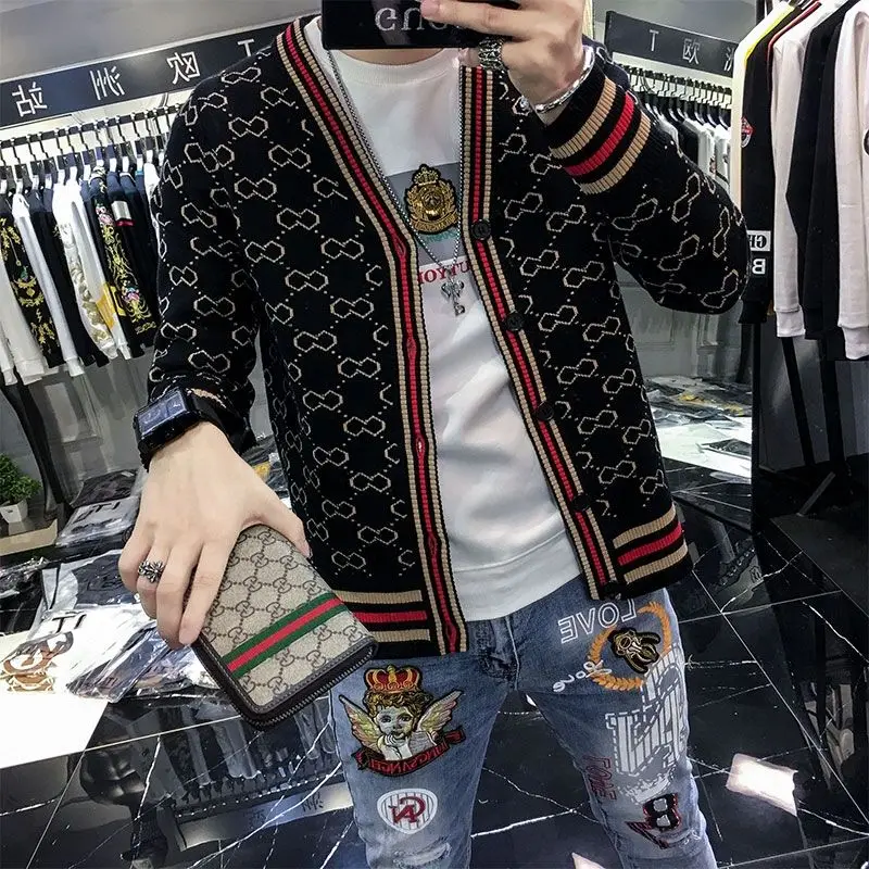 

Plaid Sweater Jacket Men 's Cardigan Fashion Sweater 2020 Spring and Autumn New Men 's Fashion Long-Sleeved British Style Jacket
