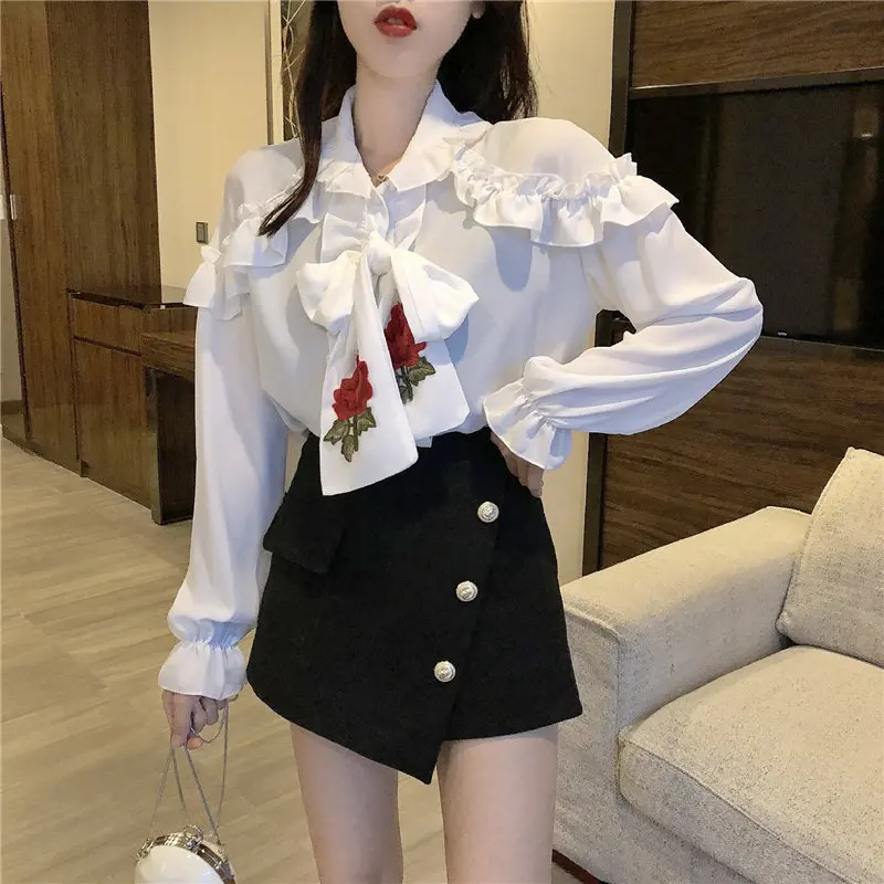 

Alien Kitty Chic Stylish All-Match Ruffles Embroidery Floral Loose Cute Autumn Office Lady Casual Flare Sleeves Brief Shirt