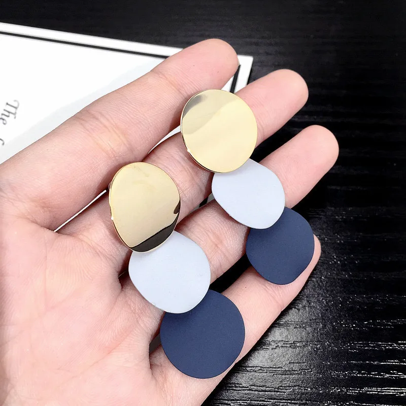 4957490843_927090787