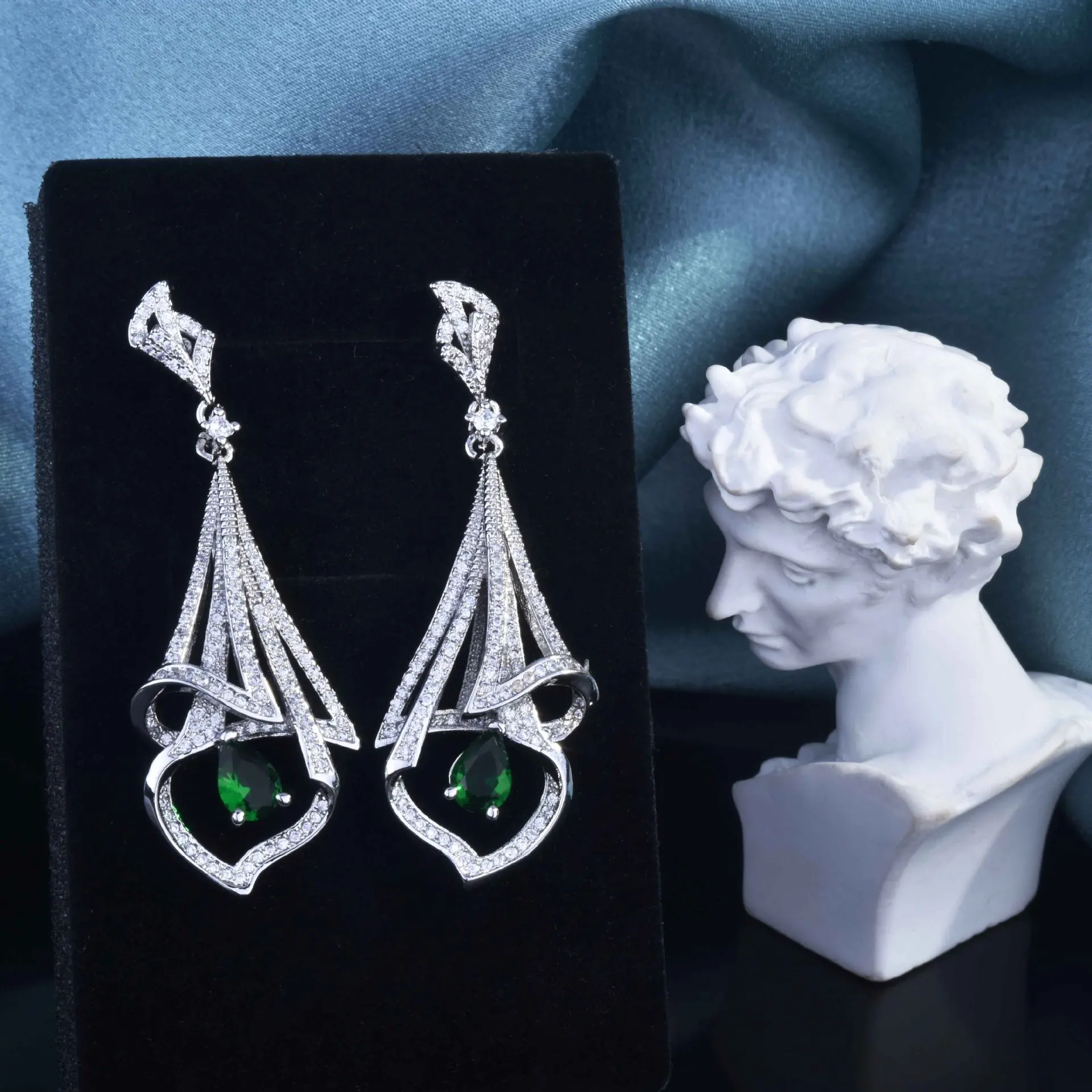 

2022 New Luxury Silver Color Hollowed Dress Design Green Stone Earrings Women Wedding Engagement Jewelry Couple Anniversary Gift