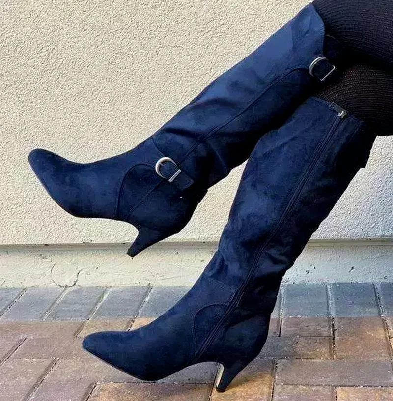 2021 New Women's Fashion Suede Knee High Heel Pointed Zipper Design Casual Modern Boots Large 35-43botas De Mujer