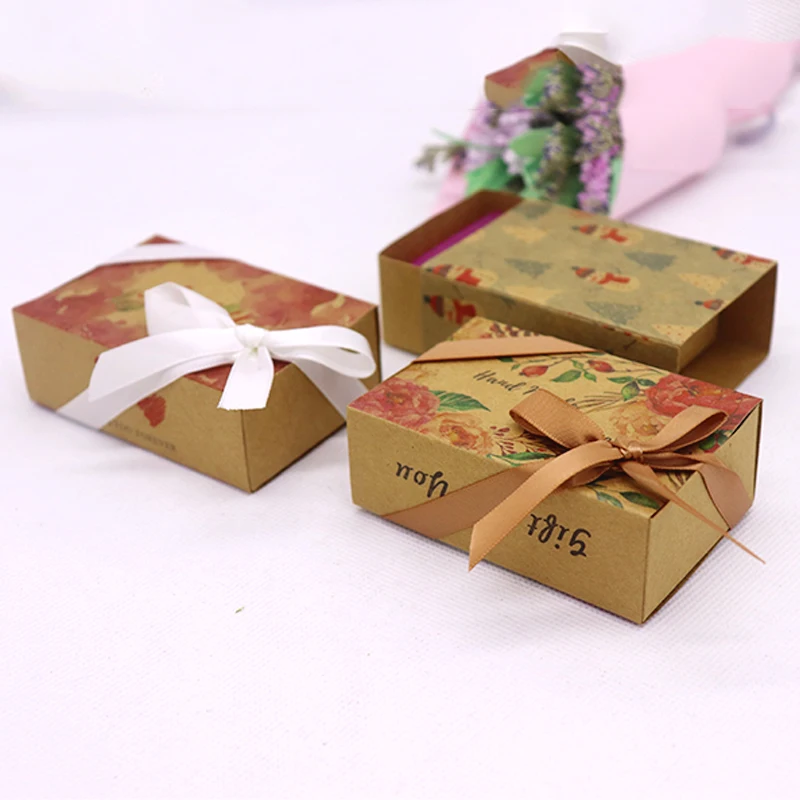 

8.4*5.8*3cm thank you /handmade with love new Designs printed gift box Diy handmade love wedding favor gift Soap Box Baby Shower