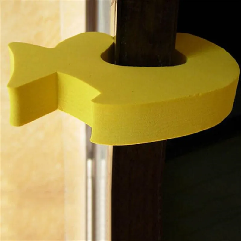 Cerradura de tarjeta de seguridad multifunción que protege la seguridad del bebé lindo Animal seguridad Tope de puerta de espuma de la tarjeta del bebé cerradura de recién nacido Protector de dedo