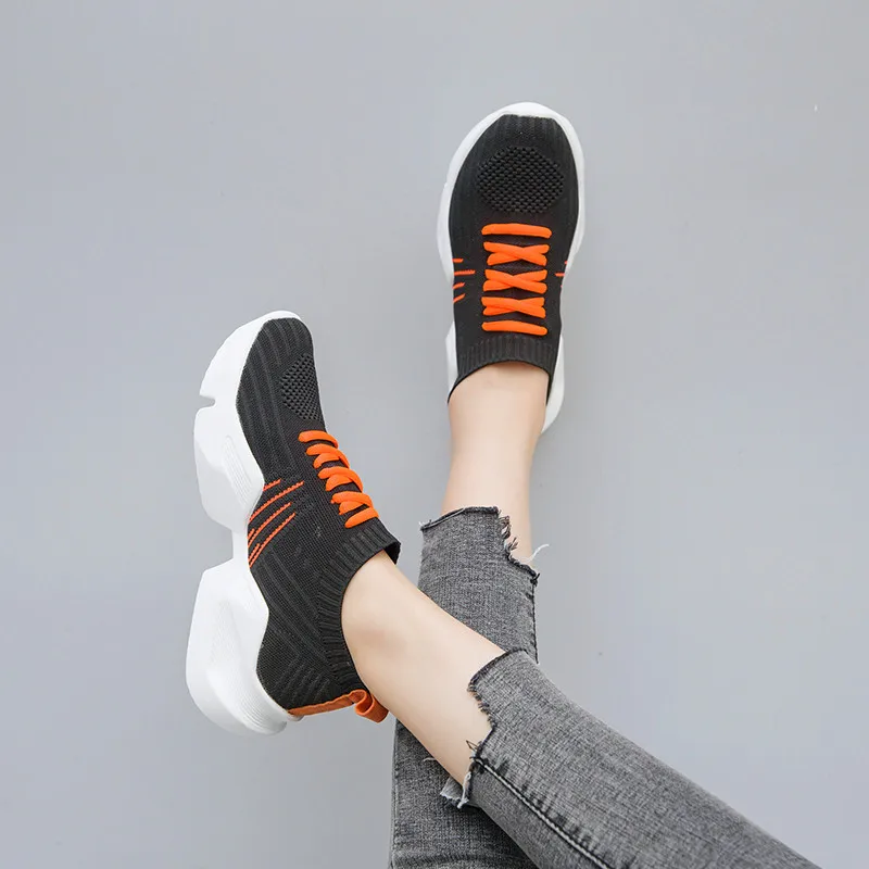 Flyknit/Женская обувь; дышащие трендовые кроссовки для активного отдыха; удобные нескользящие мягкие женские вулканизированные туфли