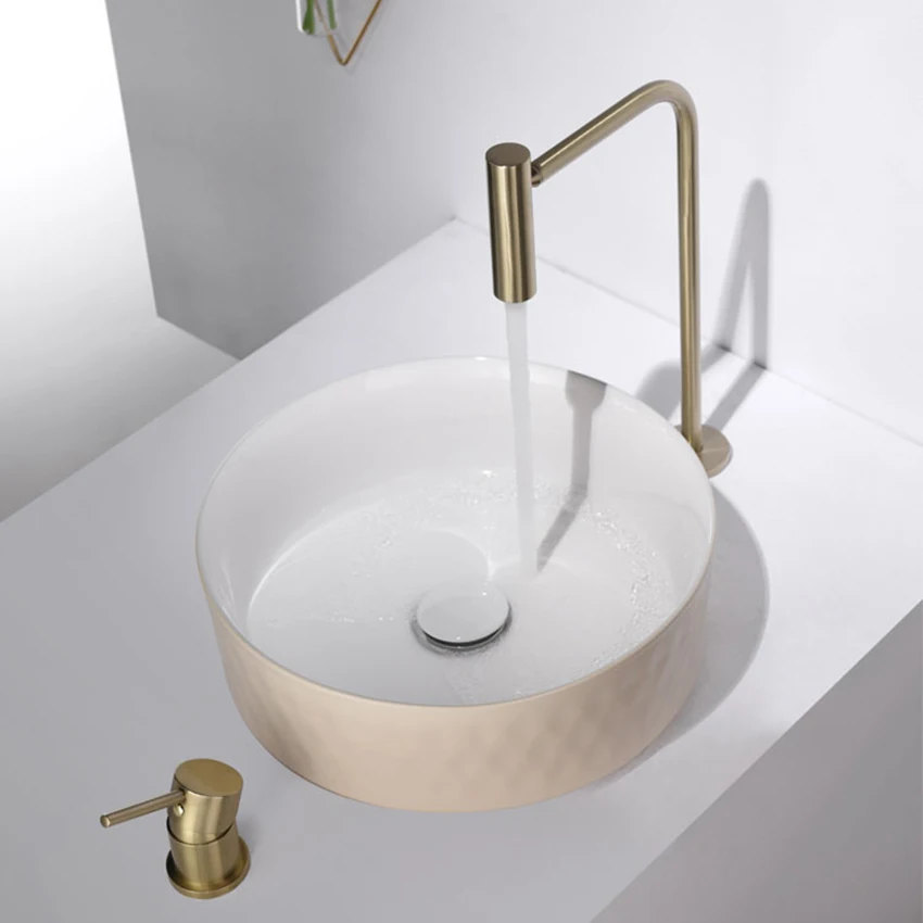 

Basin Faucet Bathroom Faucet Single Handle Mixer Tap With Inlet Pipe 360°Rotary Hot And Cold Water Brass Faucet Basin Mixer Tap