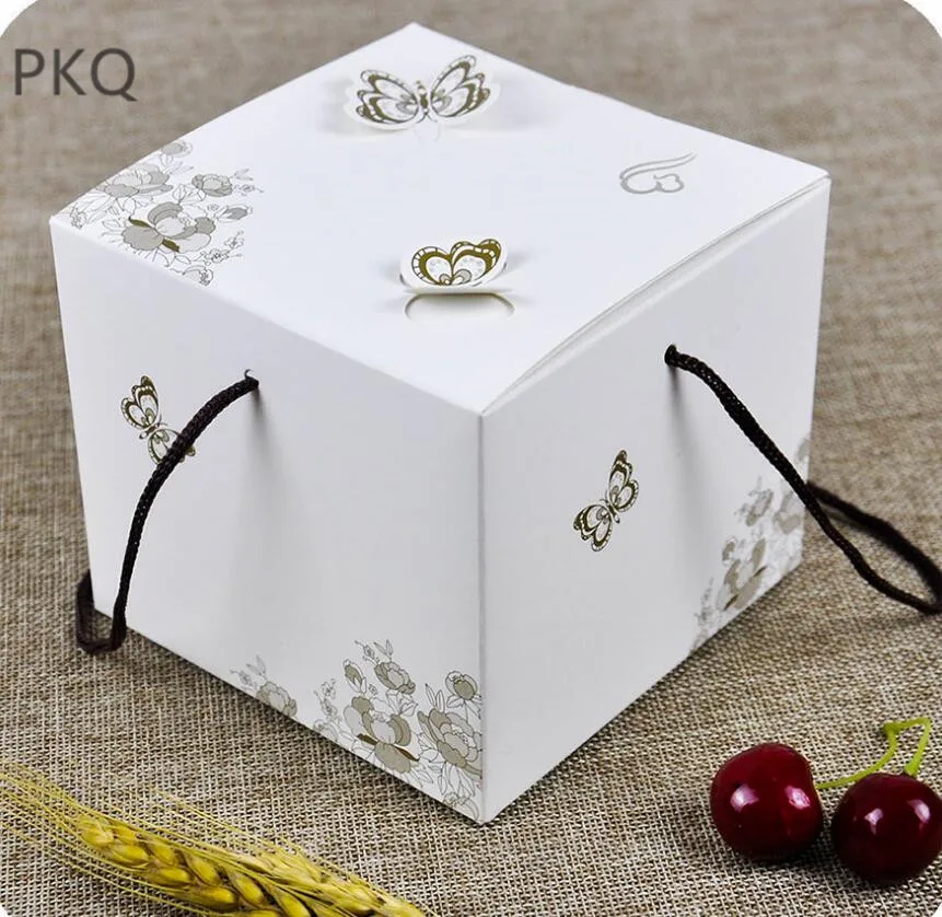 

Small Square Cake Packaging Box Gifts Candy Boxes With Ribbon Baby Shower Wedding Event Party Supplies Carriers Favor Box 20pcs