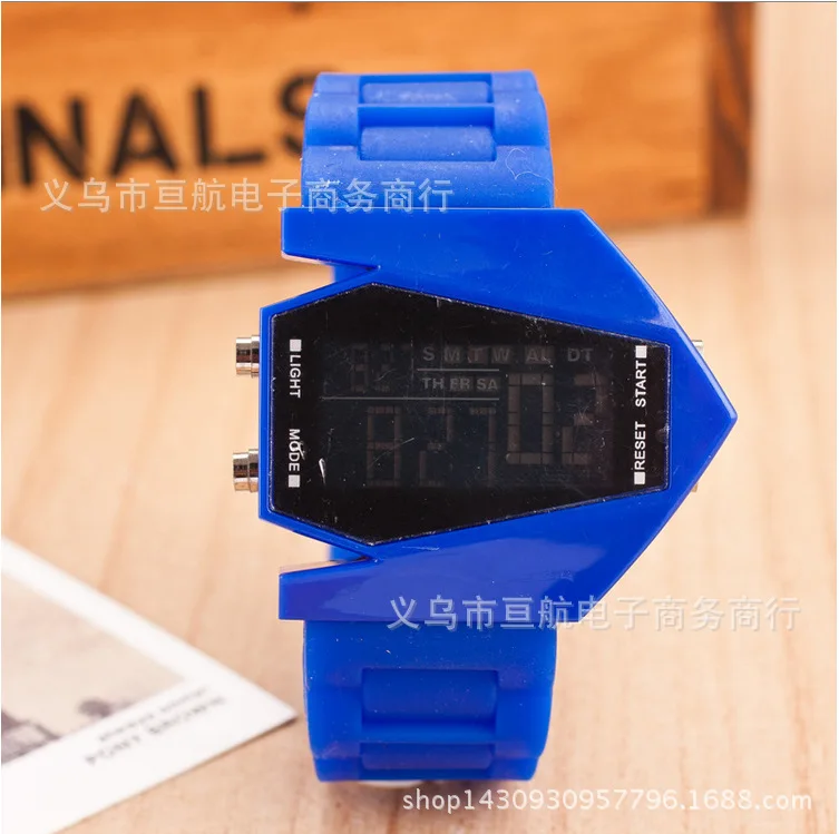 

Cool Fashion Multi-functional LED Watch Macarons Men And Women Luminous Watch Korean-style Aircraft Head Students Watch
