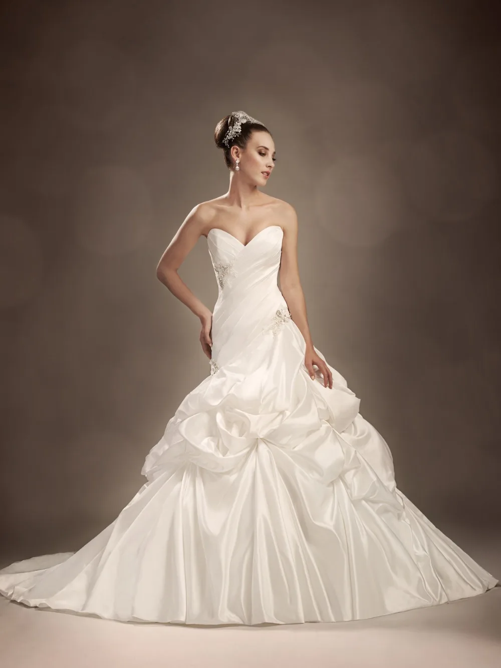 Frete grtis novo elegante a-querida linha contas cetim белый marfim vestido de Casamento nupcial vestidos свадебное платье