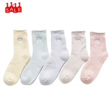 Женские модные плюшевые носки с вышитыми буквами, утепленные хлопковые носки средней длины, короткие носки до лодыжки, женские повседневные носки, chaussettes femme# ZB