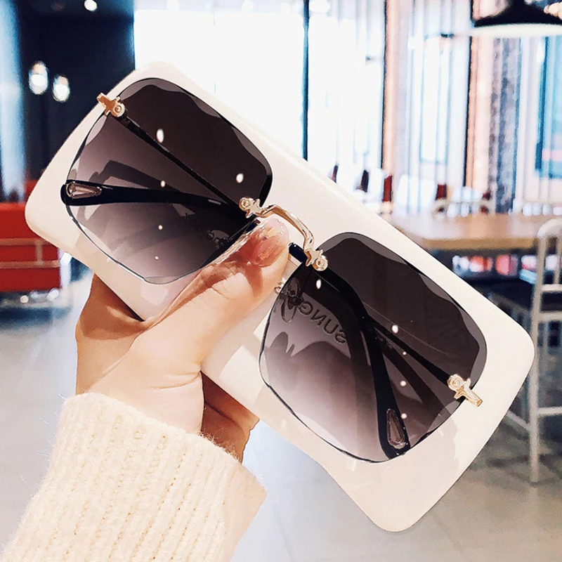 2020 Fashion Rimless Square Oversized Sunglasses Women Vintage Luxury Brand  Designer Diamond Cutting Lens Gradient Sun Glasses