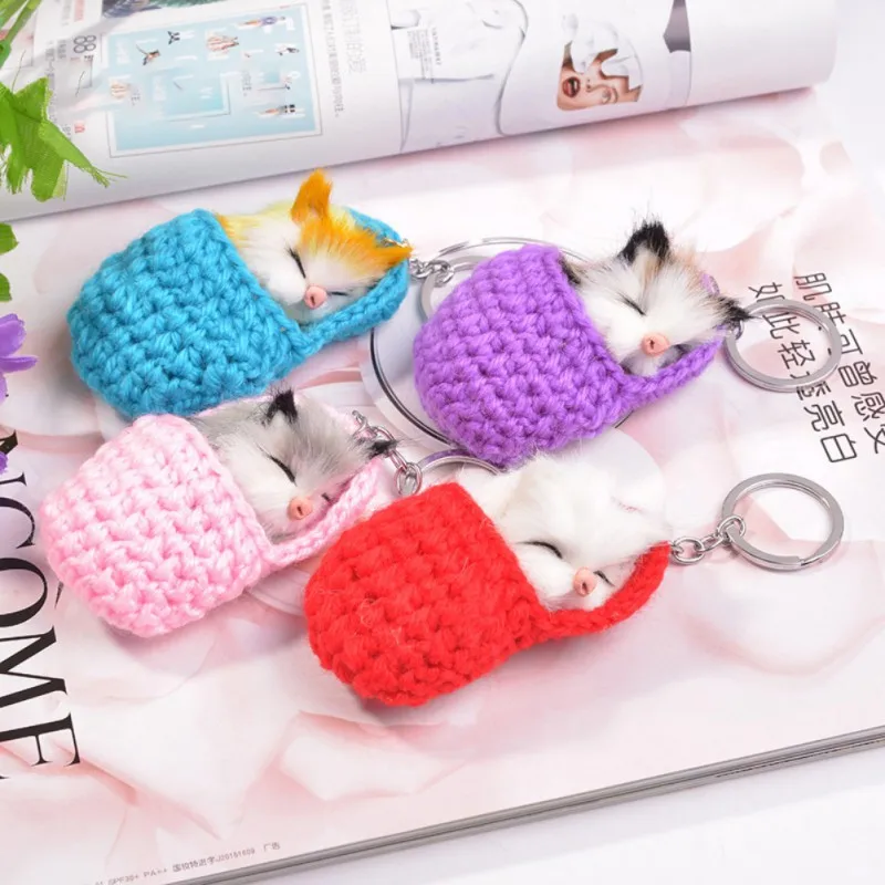 

Cute Keychains Sleeping Cat Pompom Handmade Woven Shoes Faux Rabbit Fur Kitten Key Chains Fluffy Car Key Rings For Women Girls