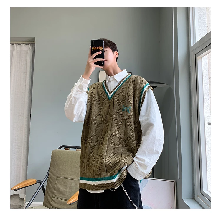 2020 Autumn Men's Lovers Clothing V-Collar Sweater Vest Students Knitting Loose Pullover Grey/white/green Color Sweater M-XL men's round neck sweaters