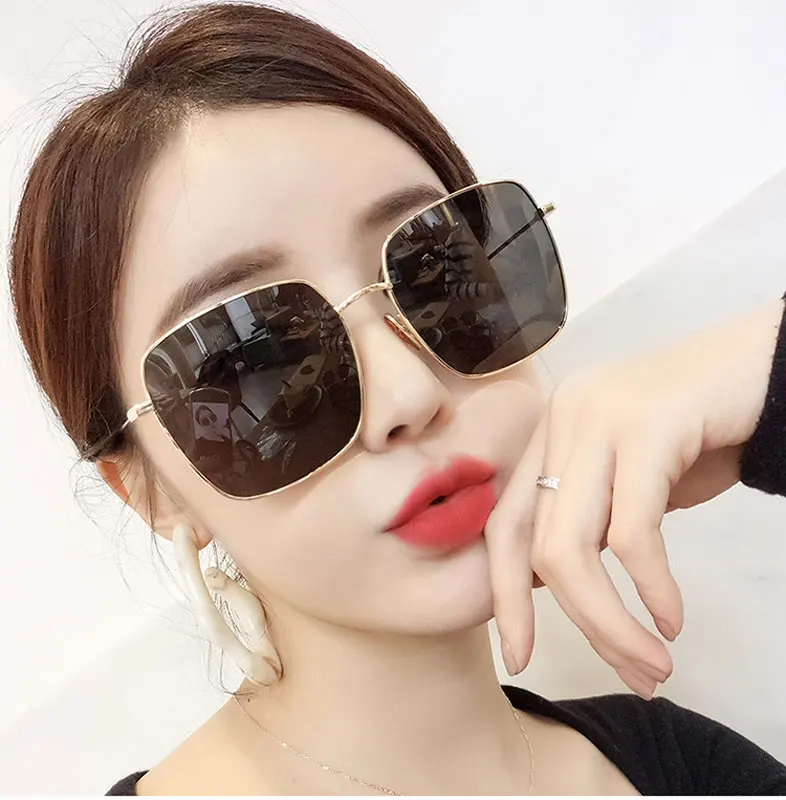 

2020DPZ new trend sunglasses large frame was thin and fashionable wild sunglasses tea pigmented Oculos De Sol