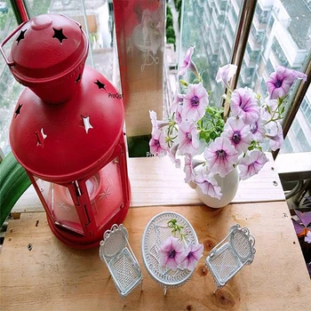 

1 set Ngryise Garden white princess like decoration table and stool statue